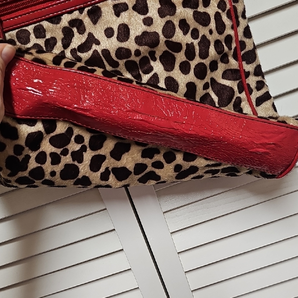 Vintage Bath & Body Works Leopard Tote with Red Trim And Red Satin Lining - Picture 4 of 15